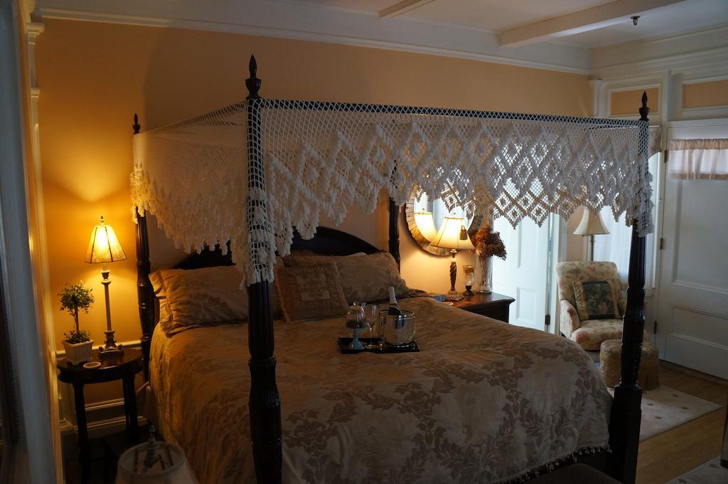 Silver Fountain Inn Доувър Стая снимка